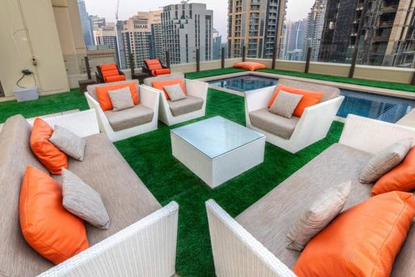 Elan Suits Penthouse With a Private Terrace Pool in JBR Beach
