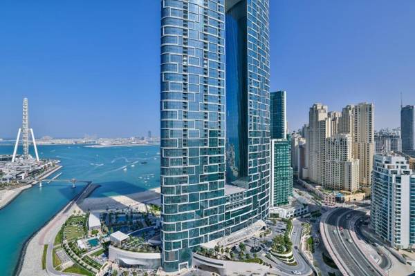 Luxurious Apartments Dubai Marina Views - Pool & Gym by Opulent