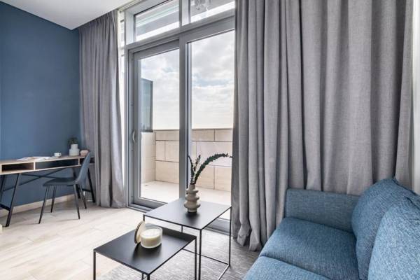 Comfy DIFC studio with Burj Khalifa view