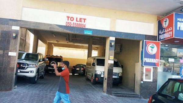 Sahara Oasis Hostel for Males