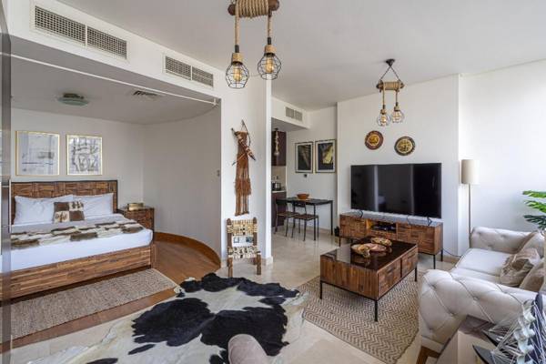 Pretty studio with open city view in DIFC