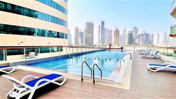 Brand new studio with balcony in Business Bay