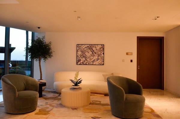 Ain Dubai view 2 bedrooms with infinity pool & gym