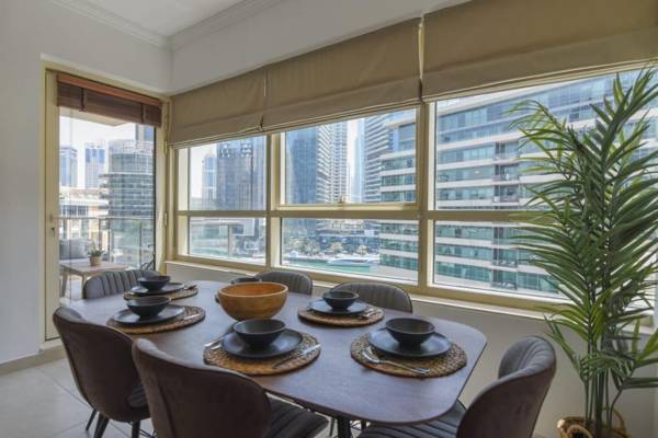 Grandeur Holiday Homes – The Marina View Apartment