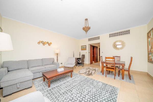 ALH Vacay - 1 BR in Zanzebeel Downtown Dubai