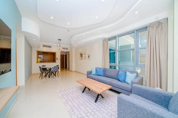 ALH Vacay - 2 Bedroom in Standpoint Tower B Downtown Dubai