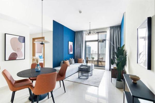 Comfortable 1BDR on the Boulevard in Downtown