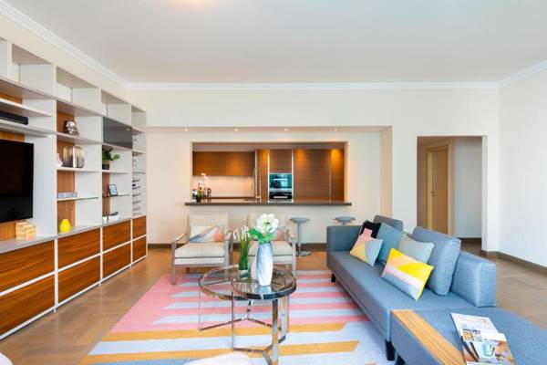 Maison Privee -2BR in JBR with Jaw-Dropping Sea Views & Deluxe Fittings