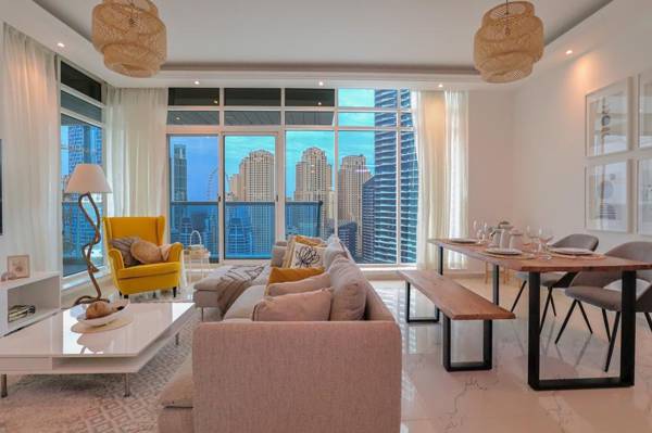 Charming Apartment with Marina and Dubai Eye views