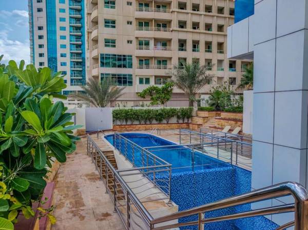 Charming Apartment with Marina and Dubai Eye views