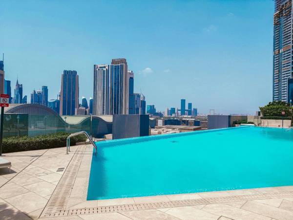 Charming Apt near Burj Khalifa and Dubai Fountain