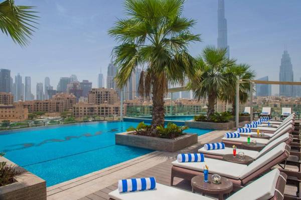 Damac Maison Distinction in Downtown Burj and fountain Views