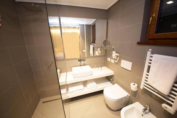 Hotel Theatro- City Center