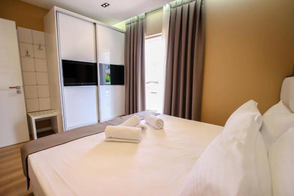 Brilant Luxury Apartment