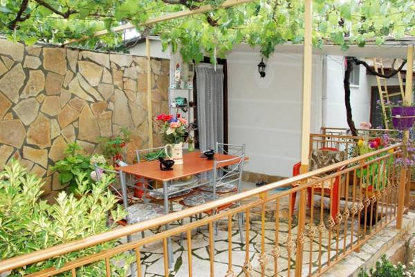 Apartment Geart