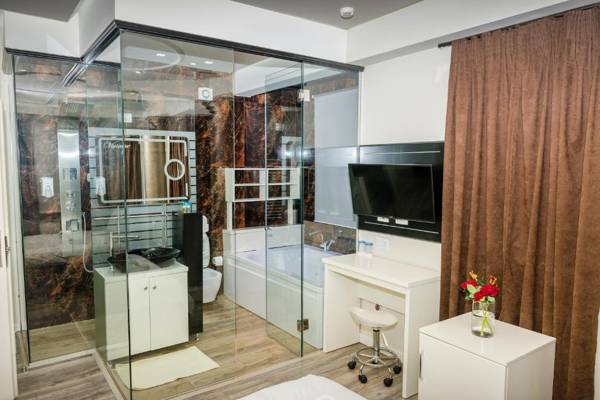 Hotel Pazari & Apartments