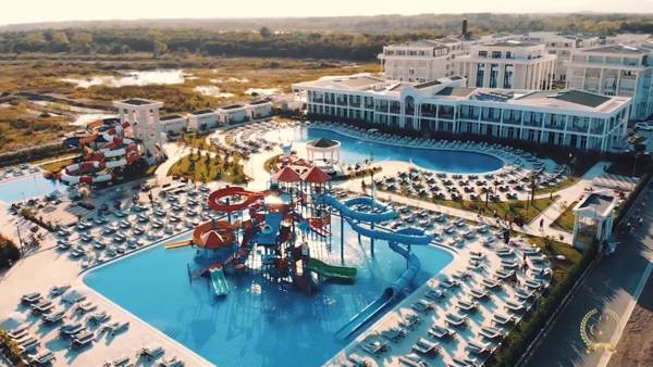 Velipoja Grand Europa Resort