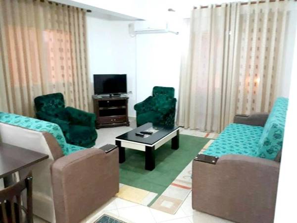 2 bedrooms appartement at Sarande 100 m away from the beach with balcony and wifi