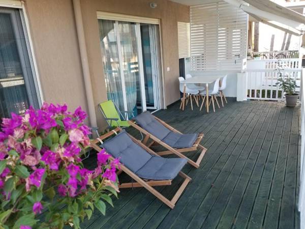 Beach Veranda Home Gjiri i Lalzit