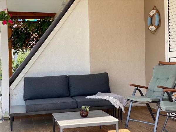 DEJA BLUE Beach House Bay of Lalzi Durres Gjiri Lalzit