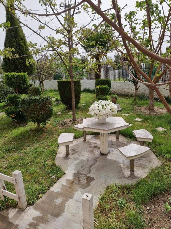 GUEST HOUSE VILA ELEZI