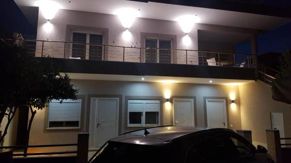 Mira &Roel 1 nr 88 Vlore