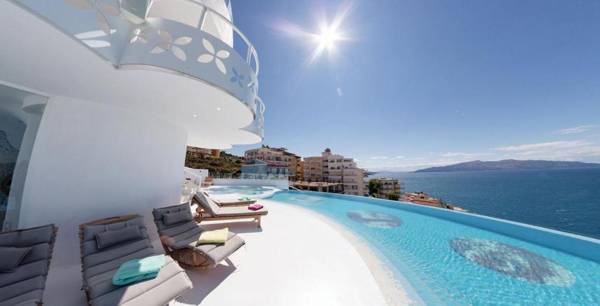 Sunny Bay Apartments