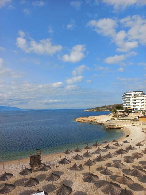 Violet Sea View Apartment