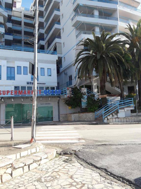 Meni's family apartament