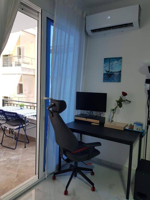 Workspace - Mi casa es su casa - brand new lux apartment in Saranda