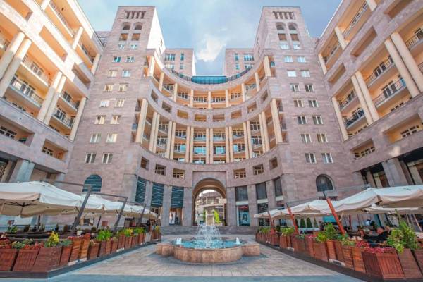 Stay Inn apartments at Northern Avenue 5