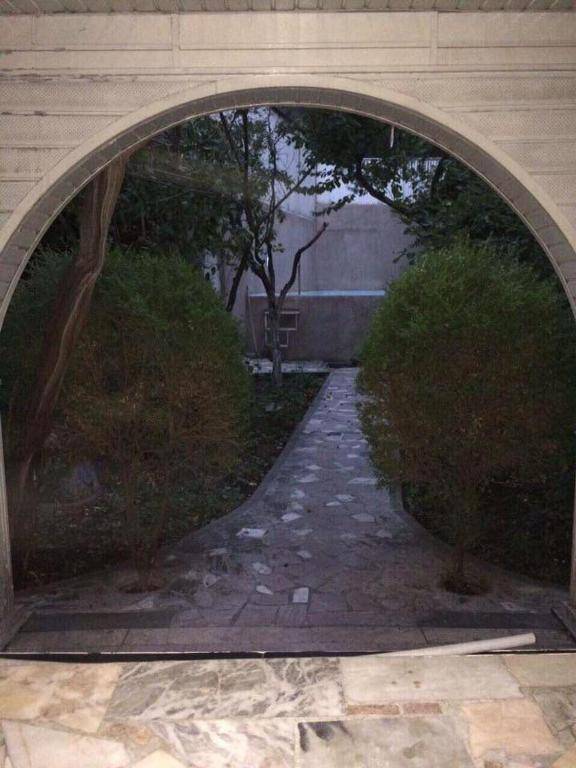 Classic Apartment on Kievyan