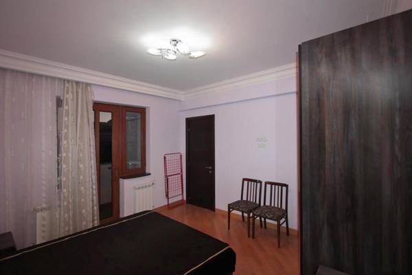 Caliseum Sayat-Nova 33