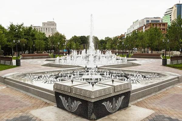 Luxury Apartment with jacuzzi on Republic Square
