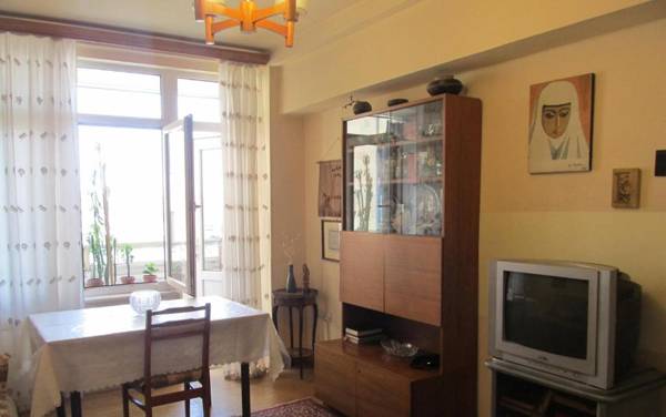 #SARYAN#WINE STREET#OLD CITY