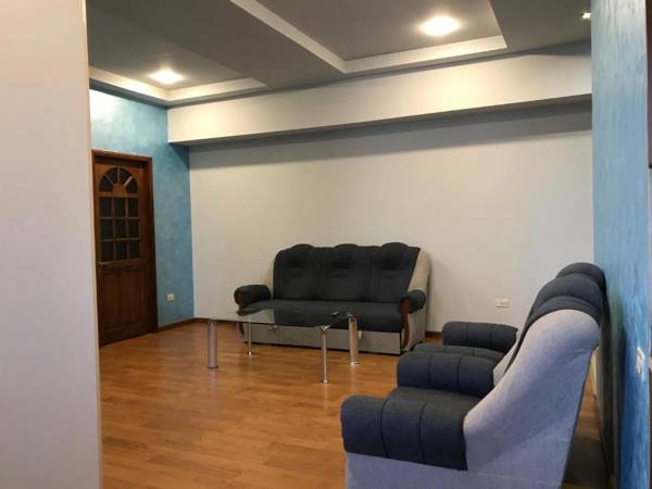 Central Apartments Abovyan 15