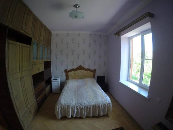 Azhdahak Guest House B&B-20km from Yerevan