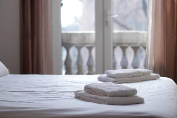 Stay Inn Apartments at Saryan Street