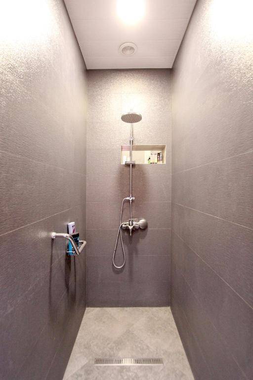 Bright and modern apartment in City Center