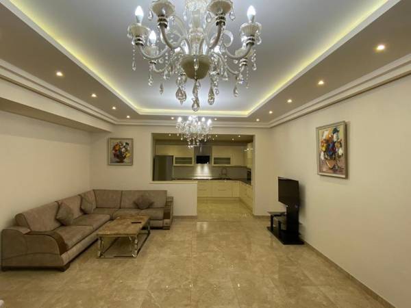 Teryan street 3 bedrooms Luxury and Unique apartment TT777