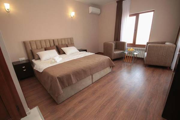 Hillside Guest House