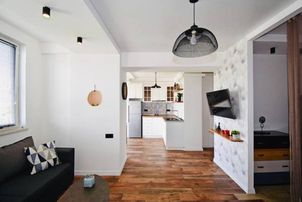 Heart of Republic Sq - Balcony - Self CheckIn - Full Kitchen