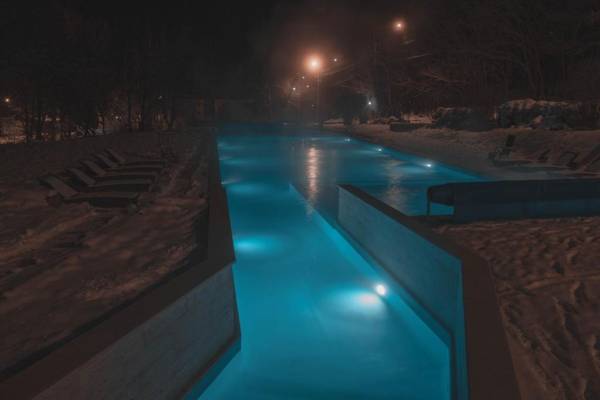 Apricot Aghveran Resort