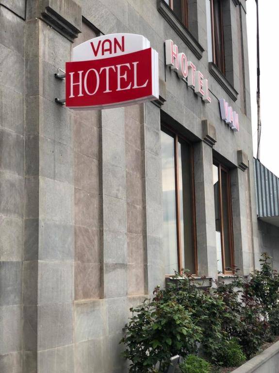 Van Hotel Goris