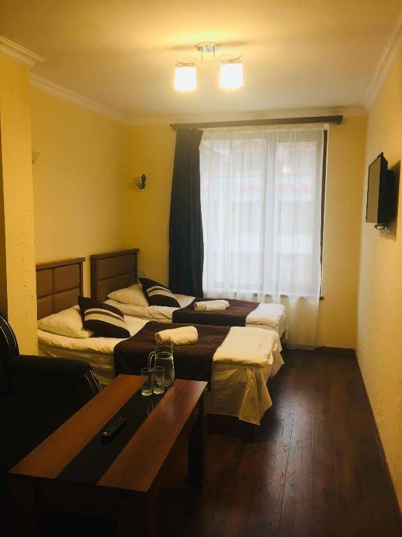 Van Hotel Goris