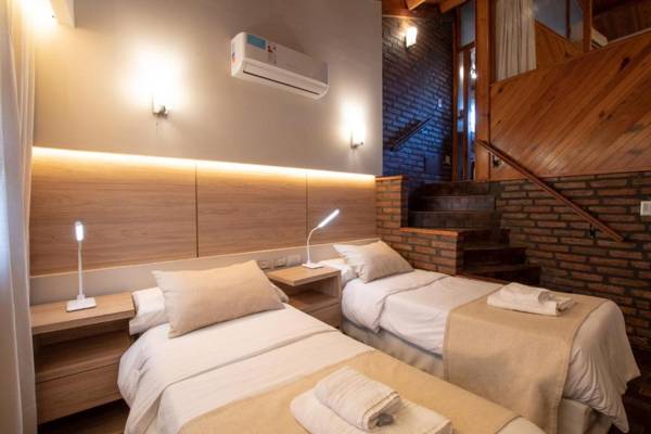 Portal del Lago Hotel