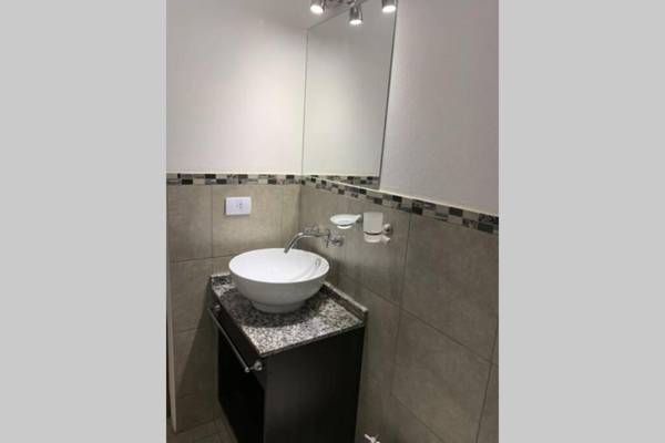 Departamento céntrico pileta cochera moderno y lujoso