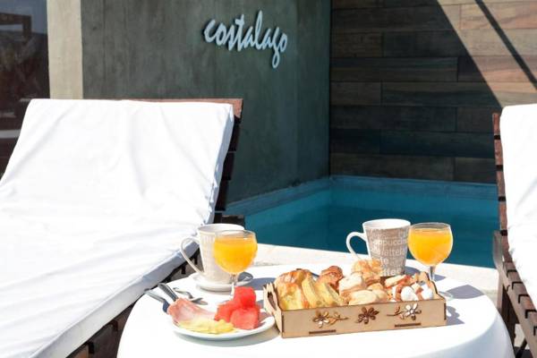 Costalago Suites