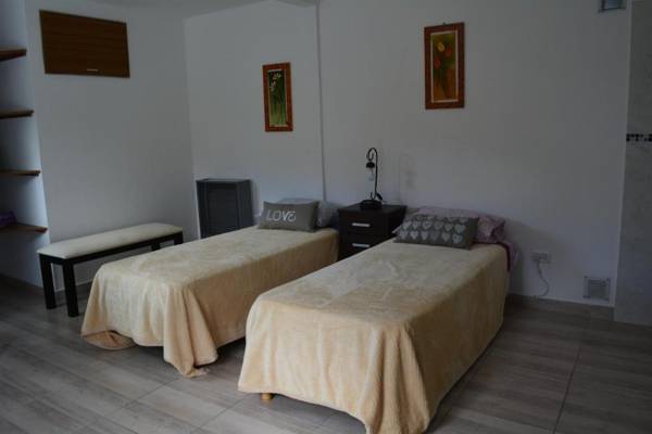 Monseñor Fagnano 592 "6"