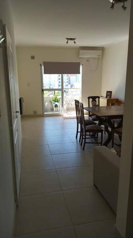 Departamento céntrico e impecable